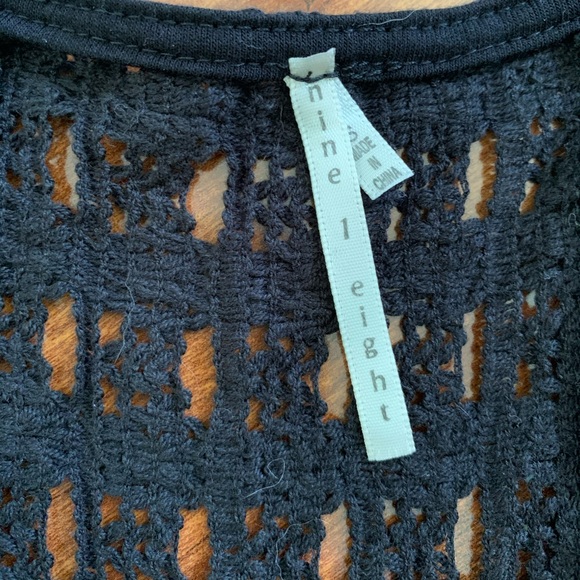 Nine 1 Eight~ Black Sleeveless Lace Tank Top-Small - Picture 2 of 12